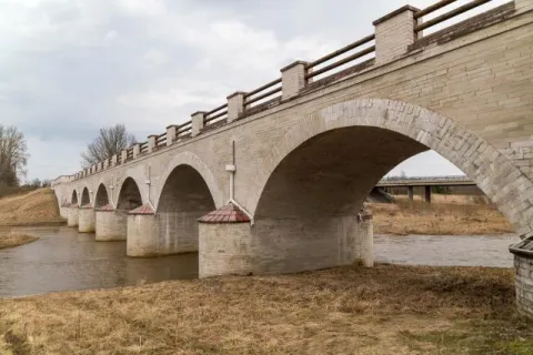 Die Brücke von Konuvere