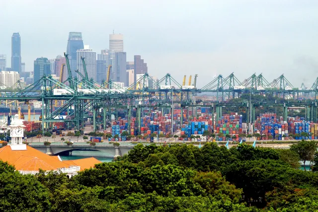 Der Containerhafen von Singapur