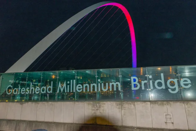 Gateshead Millennium Bridge