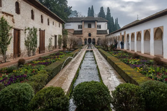 Wasserspiel im Patio de la Acequia