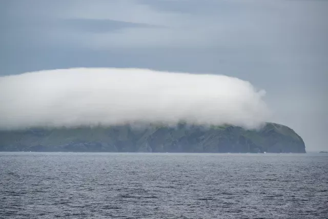 Die Shetlands unter Wolken