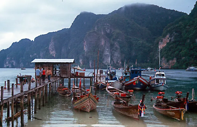 The "harbor" of Koh Phi Phi 1993